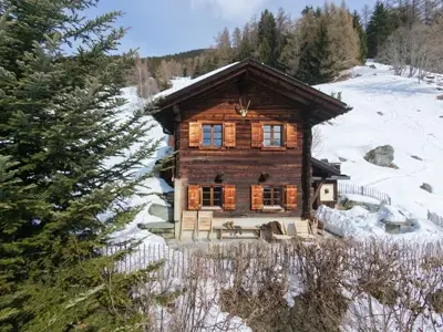 Le Gypaète alpine chalet in Val de Bagnes, eco-friendly mountain retreat near Verbier