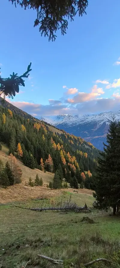 Mountain landscape near Le Gypaète, chalet rental Verbier area